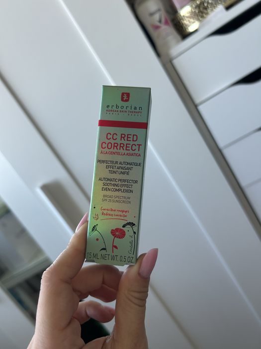 Erborian cc red correct spf 25