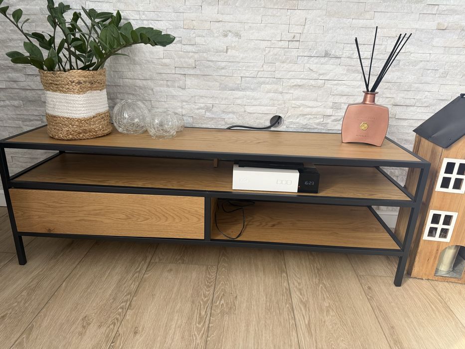 Szafka rtv, jysk, dąb czarny