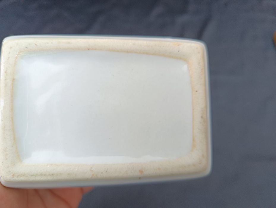 Ceramiczna szkatułka