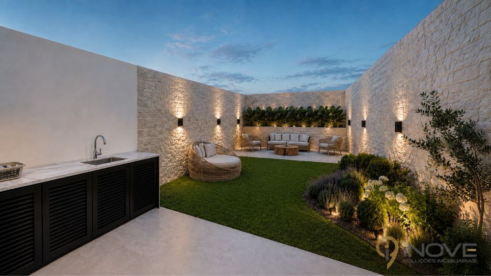 Moradia T1+1 Totalmente Remodelada com Jardim Privativo | A 50m do Metro de Santo Ovídio