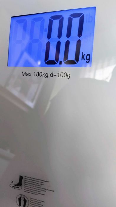 Waga łazienkowa, elektroniczna NOWA z bateriami