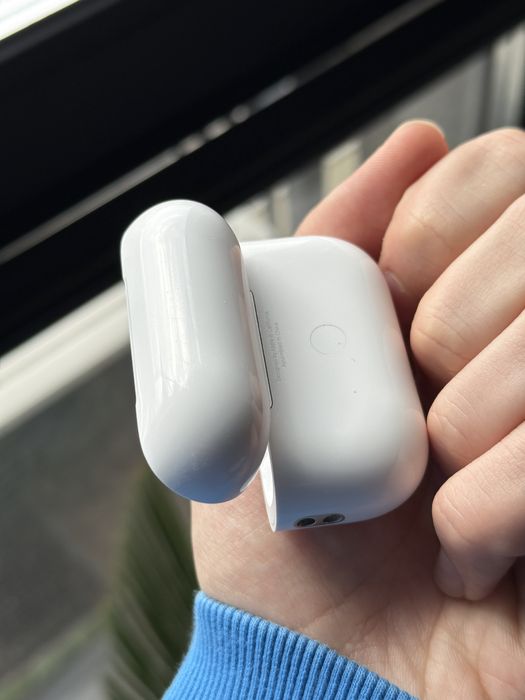 Кейс зарядний AirPods Pro 2 Lightning версія