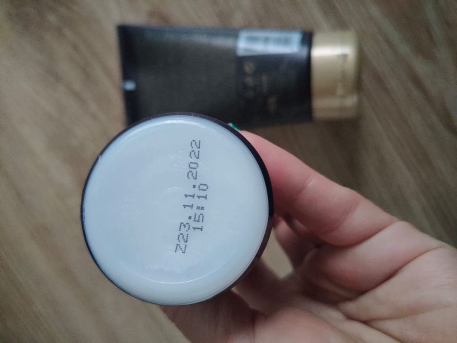 Zestaw Balsam i kulka antyperspirant Little Black Dress Avon nowe