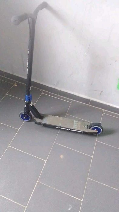 Самокат трюковой для 10-12 лет