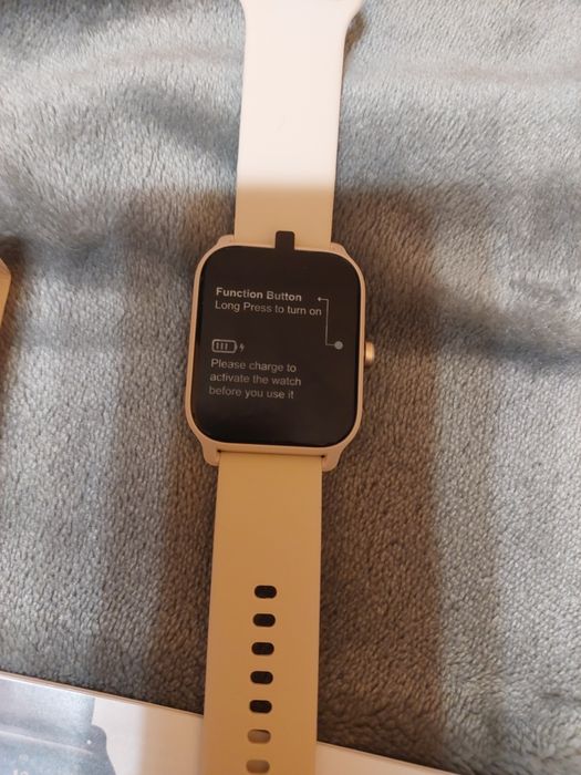 Смарт годинник новий