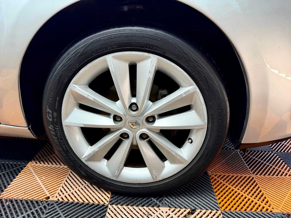Renault Mégane Sport Tourer - Pele/GPS c/Garantia -