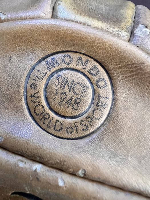 Bola retro, couro inglesa futebol MUNDO Tradicion.