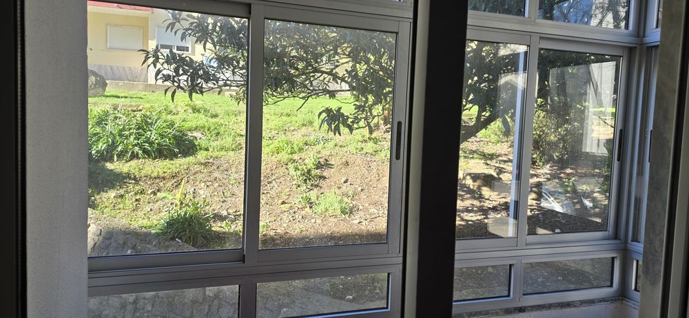 Quarto Individual com Varanda