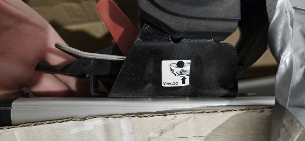 Belki dachowe Octavia III