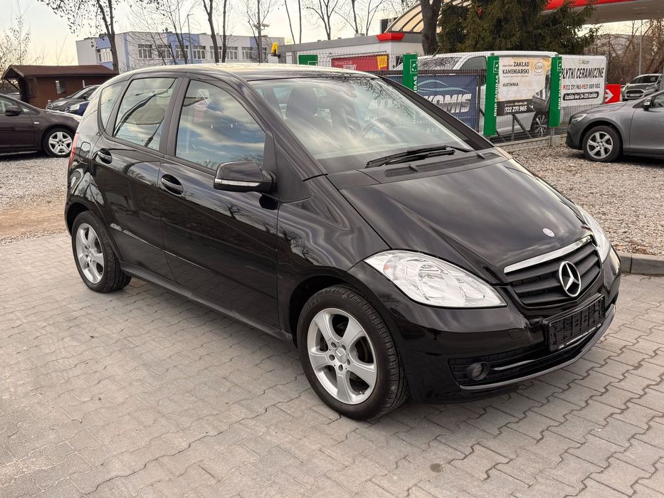 Mercedes-Benz Klasa A Mercedes Benz A klasa 1.5 B. Alu*Klima*AUTOMAT*Navi*2009R. LIFT*