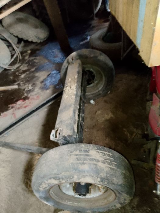 Продам воза до коня обо трактора