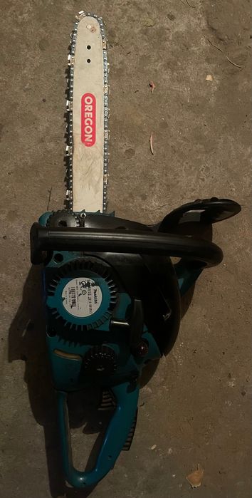 Piła spalinowa Makita 2,5km