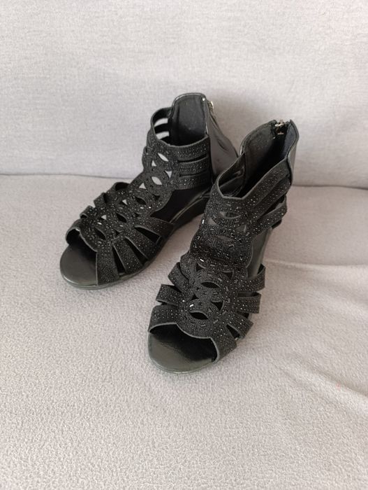 Sandały damskie czarne