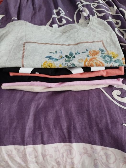 Koszulki damskie  6 sztuk
