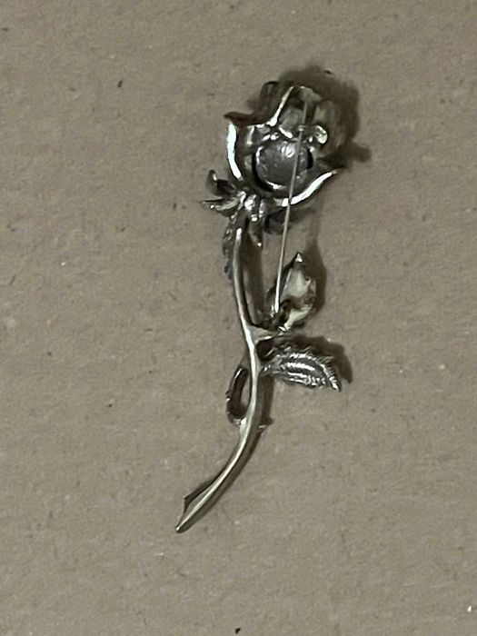 Broszka damska róża