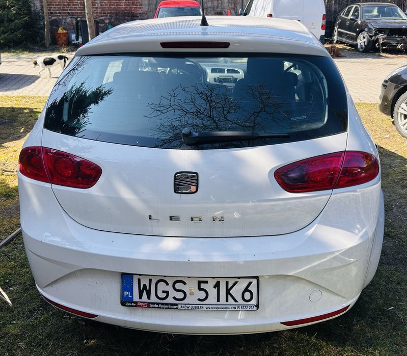 Seat Leon uszkodzony