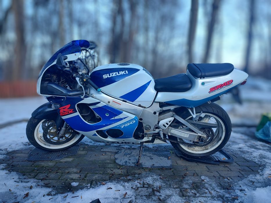 1998 Suzuki GSX-R 750 SRAD 140 koni!