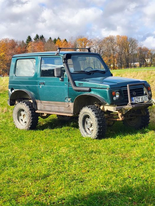 Suzuki Samurai