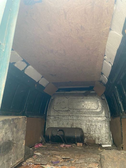 Газель 1999 року на ходу, на газу