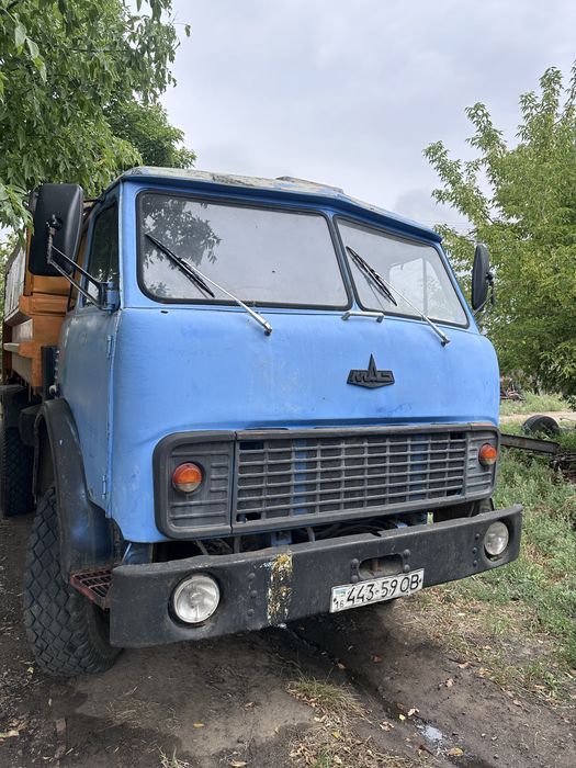 Продам Маз 8549