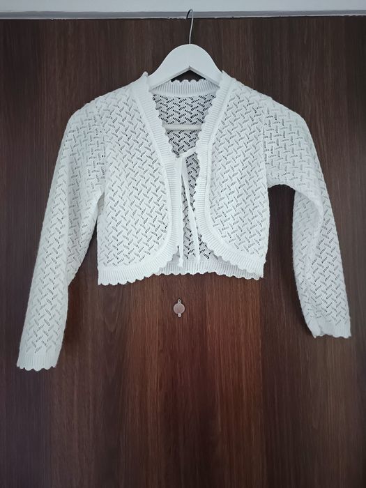 Biały sweterek 140