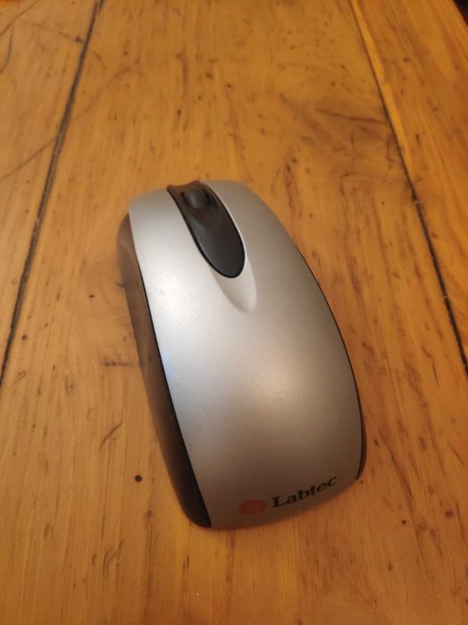 Labtec Peripherals Set: Wireless Keyboard and Mouse + Webcam64586095294337122