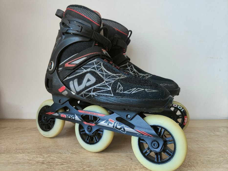 Rolki Fila Legacy Pro 100 black/red, rozm 44, do jazdy szybkiej / rekreacyjnej