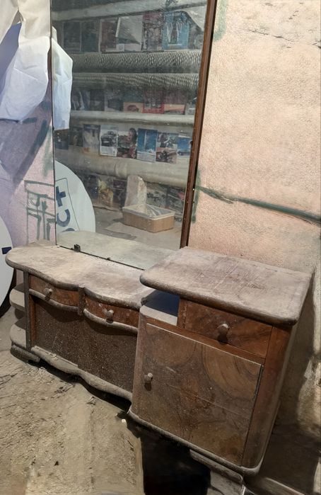 Toaletka stara do renowacji