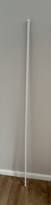 Pojedynczy karnisz biały