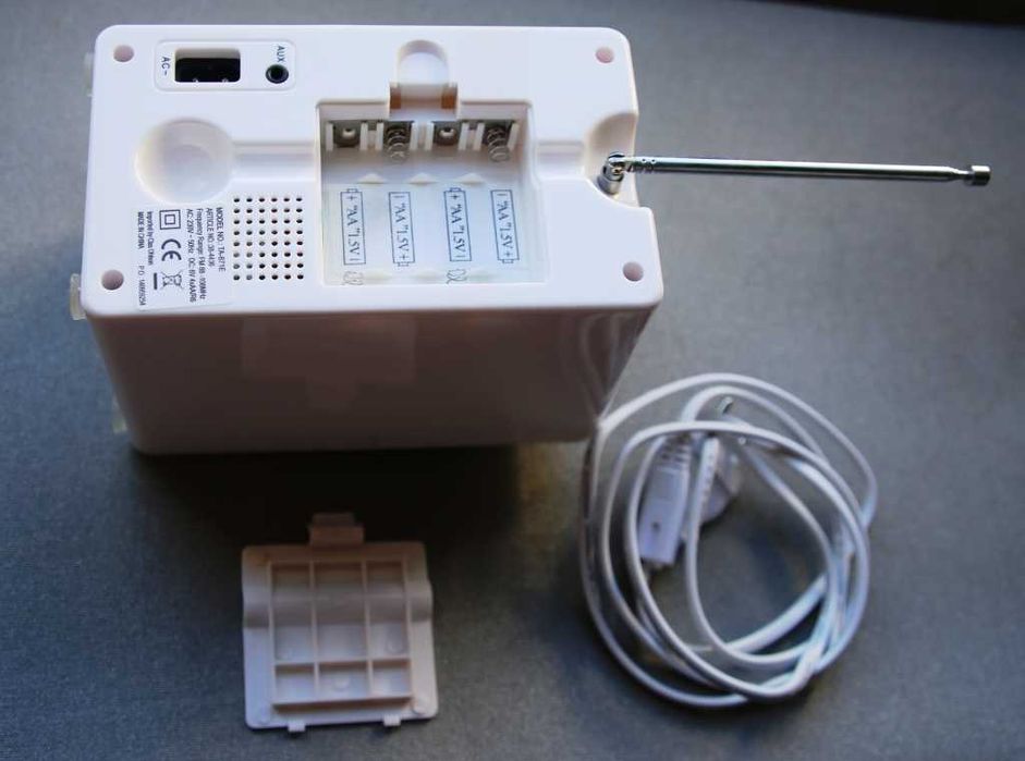 FM Radio de cor branca