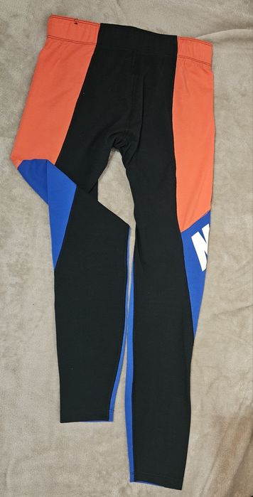 Leginsy Nike r. S