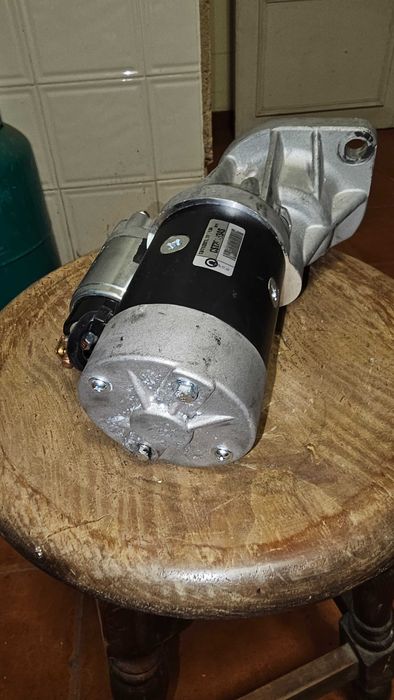Motor de arranque Opel Frontera A 2.8 motor Isuzu (NOVO)