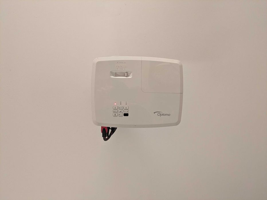 Projektor Optoma hd29darbee