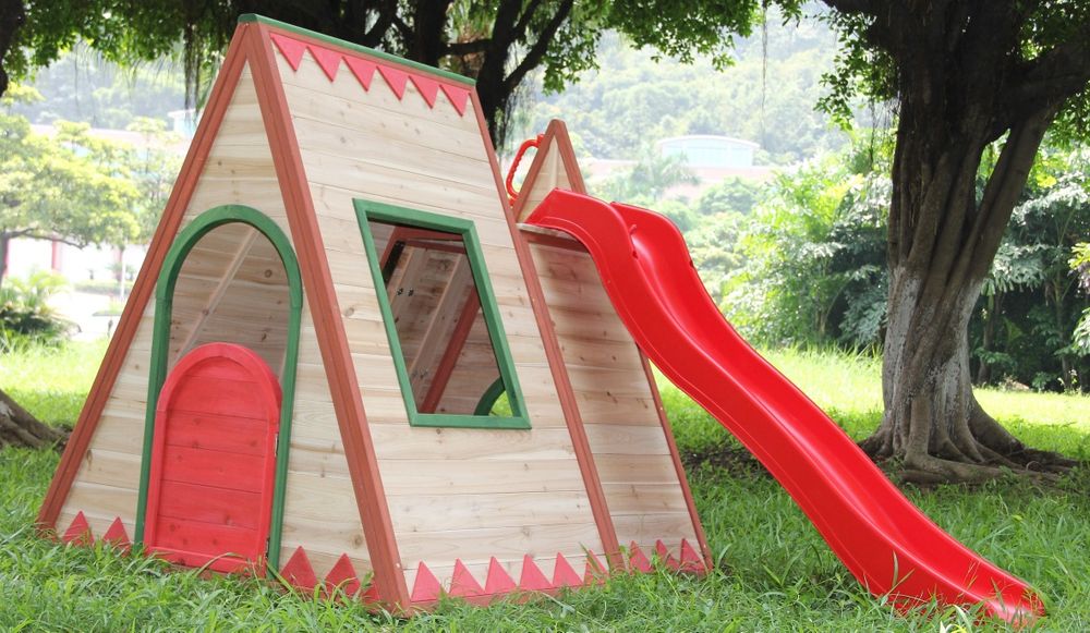 Casinha de Madeira Imaginarium Activity House (Como Nova!) – Centro do Porto