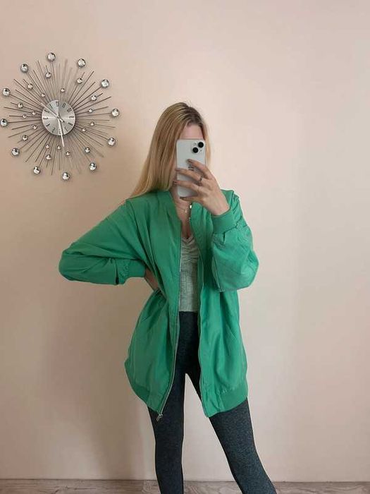 Zielona kurtka bomberka oversize długa Monki S 36 70% modal