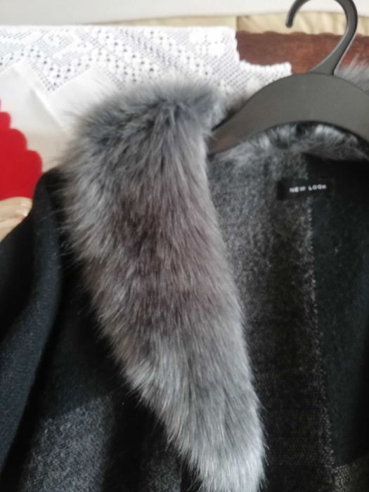 Płaszcz damski Pączo z misiem.