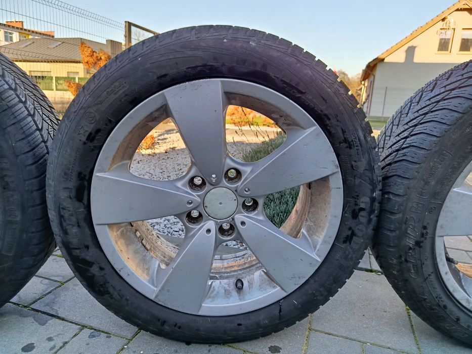 Felgi BMW styling 138 17x7.5 z oponami zimowymi BMW E60 E61 XDrive