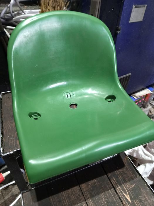 Сидіння для трибун, стадіонів