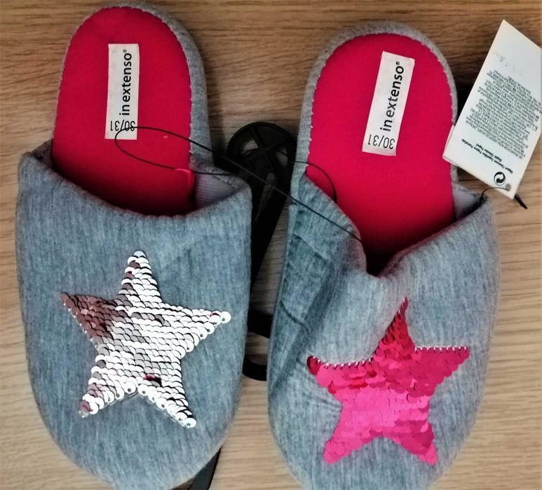 Pantufas de Quarto Cinzentas com Estrela de Lantejoulas – Tam. 30/31 (Novas )