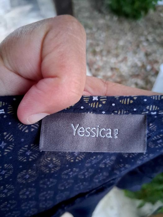 Calça Stradivarius,com blusa Yessica C&A.