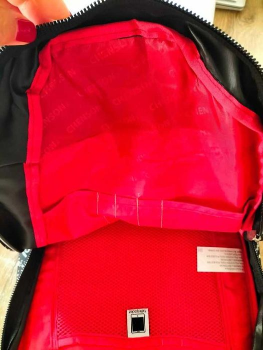 Mochila Chenson nova