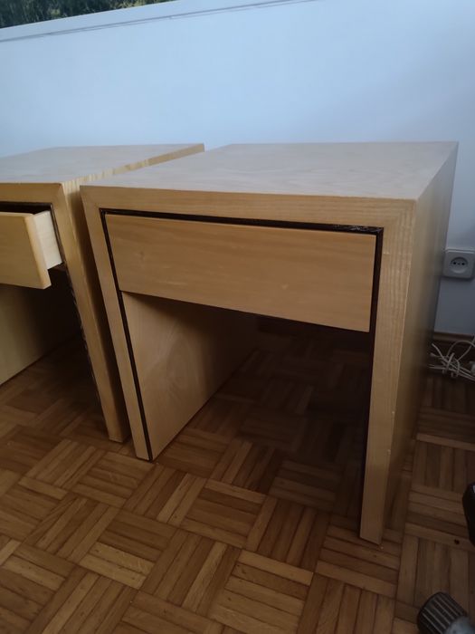 Mesa cabeceira 2 UN.