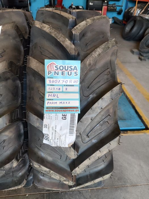 2 pneus de trator novos 320/70R20 MRL - Oferta da entrega