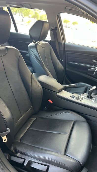 Bmw 320 D Sport caixa automatica 8v 2014