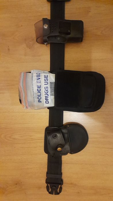 Pas brytyjska policja komplet.