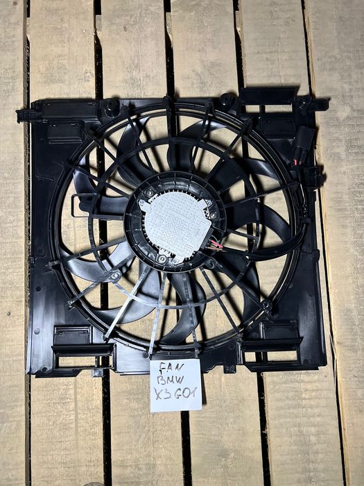 Вентилятор (диффузор) BMW X3 G01/X4 G02 в сборе 17118642749 /2017-2022