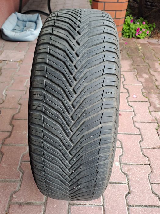 225/65/R17 MICHELIN Cross Climate 2 SUV 106V XL - cena za komplet