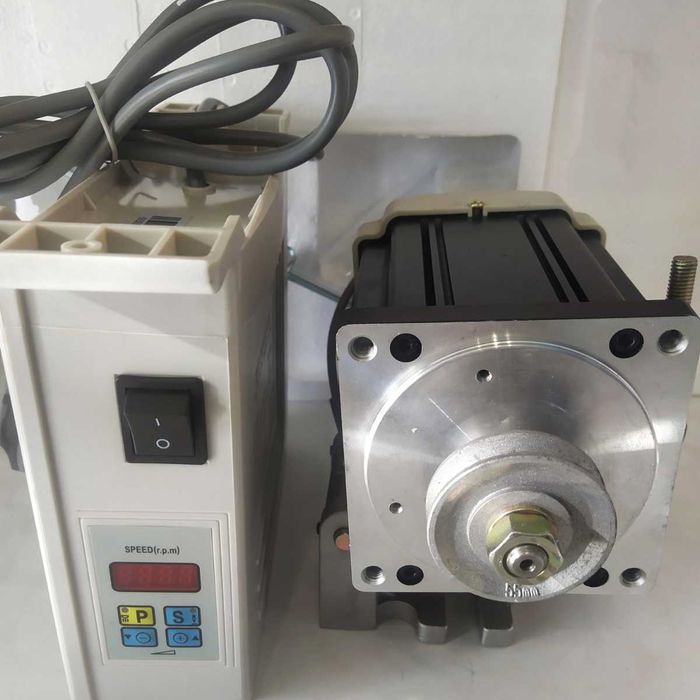 Сервомотор Worlden (1000W 10Н.м 6A 100-3000об) для пром швейних машини