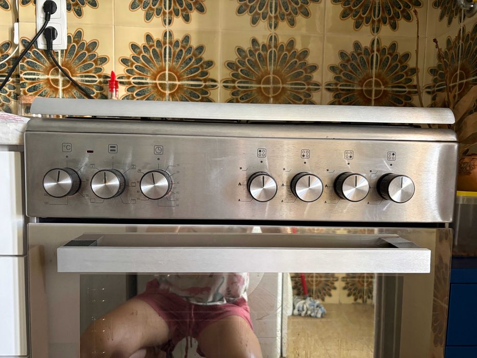 Fogão gás e forno electrico