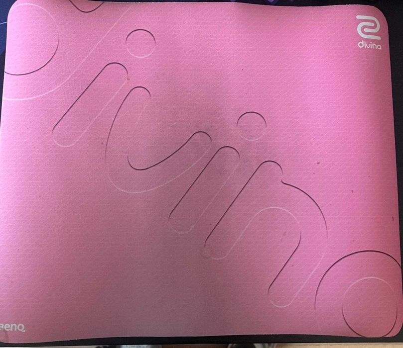 BenQ G-SR-SE Divina Mousepad64752105063043121